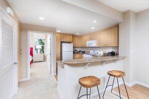 Apartment Photos & Videos Esperanza in Irvine