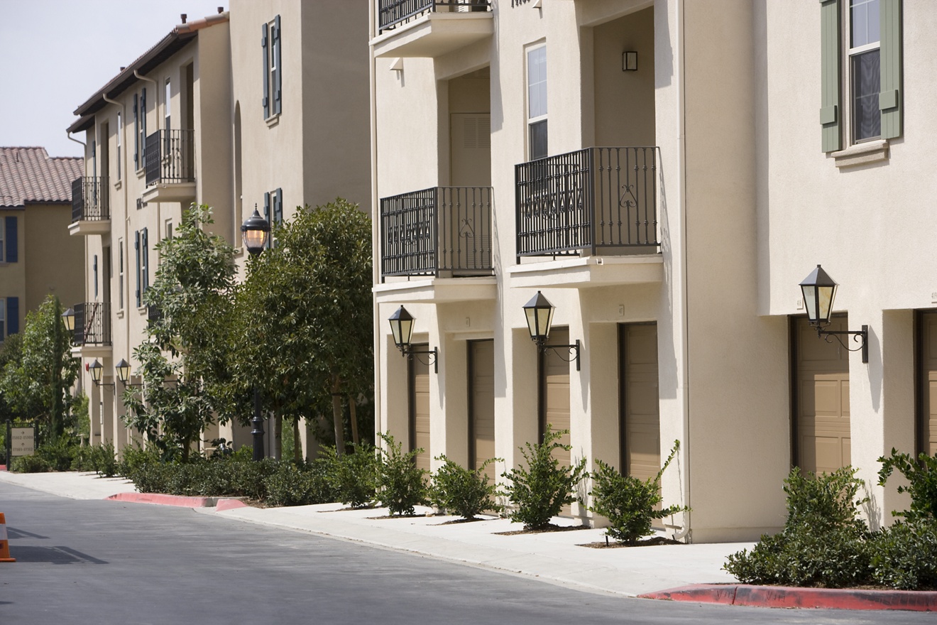 Exterior view of Esperanza Apartment Homes in Irvine, CA.