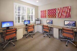 Oak Glen Apartments Irvine Community Features & Amenities