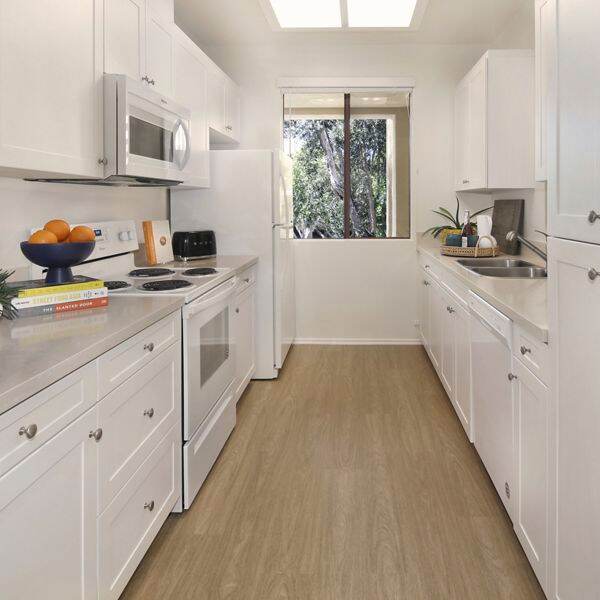 esperanza oak kitchen cabinets features community amenities ambrose apartments esperanza oak kitchen cabinets features community amenities ambrose apartments
