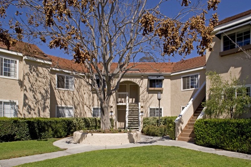 Exterior view of Berkeley Court Apartment Homes at University Town Center in Irvine, CA.