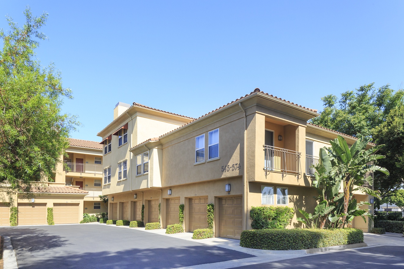 Exterior view of Villa Coronado Apartment Homes in Irvine, CA.