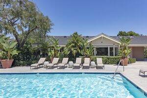 Woodbridge Willows Apartments in Irvine