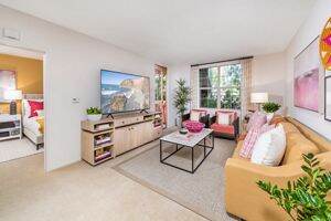 Woodbury Square Apartments at North Irvine