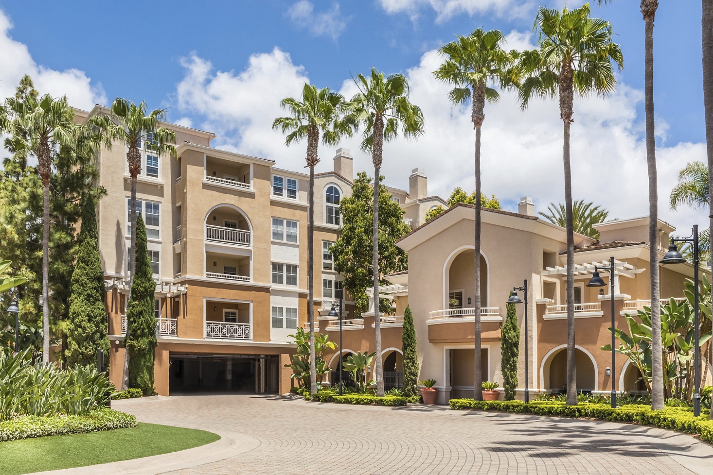 La Jolla Palms Apartments in San Diego