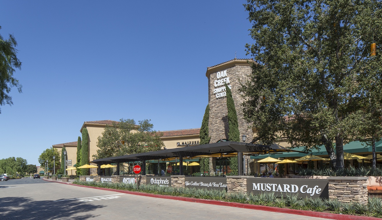 Image of Oak Creek Shopping Center in Irvine, CA. 