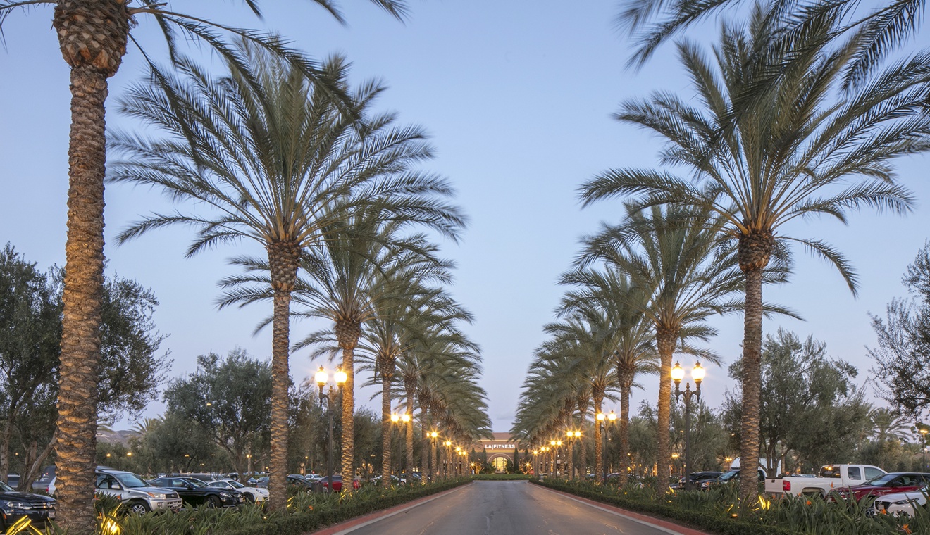 Image of Woodbury Town Center in Irvine, CA