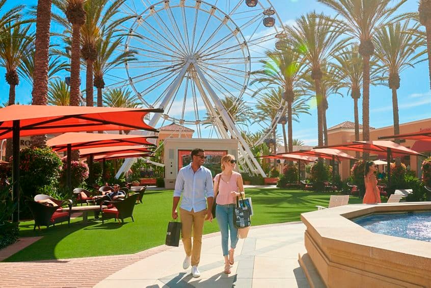 Lifestyle photography of shops at Irvine Spectrum Center.