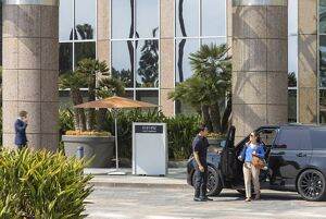 2121 avenue des stars los angeles ca 90067