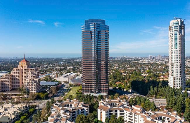 Aerial view of the 2121 Avenue of the Stars office building in Los Angeles, CA.