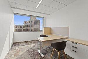 Interior photography of suite 630 at 2121 Avenue of the Stars in Los Angeles, CA.