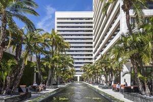 The Commons - Westwood Gateway - 11100-11150 Santa Monica Blvd.  W. Los Angeles, CA 90025