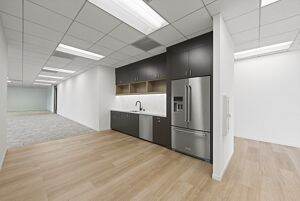 Interior photography of 4 Park Plaza, suite 470 in Irvine, CA.