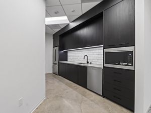 Interior photography of 19900 MacArthur Blvd, suite 750 in Irvine, CA.