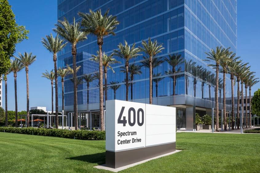 Image of building and monument signage at 400 Spectrum Center Drive, Irvine, Ca 92618