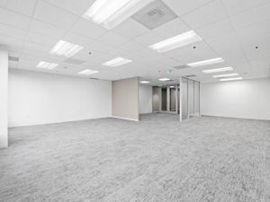 49 Discovery, suite 280