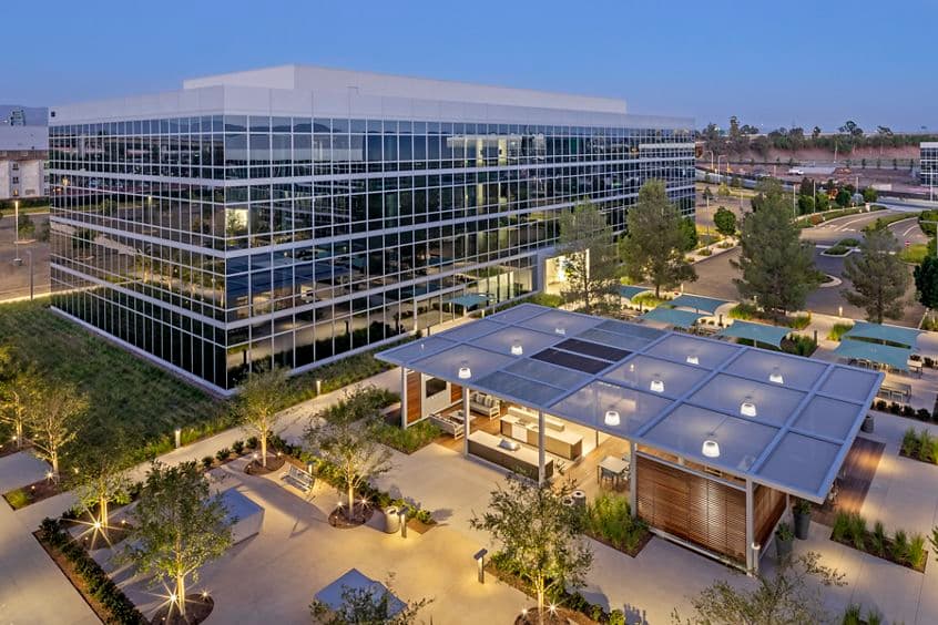 Hero building photography of 500 Technology Drive - The Quad at Discovery Park in Irvine, CA