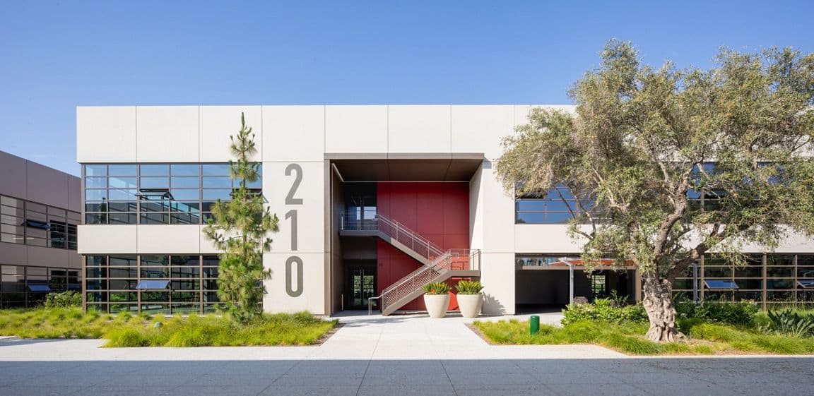 Exterior photography of 210 Progress at Innovation Office Park