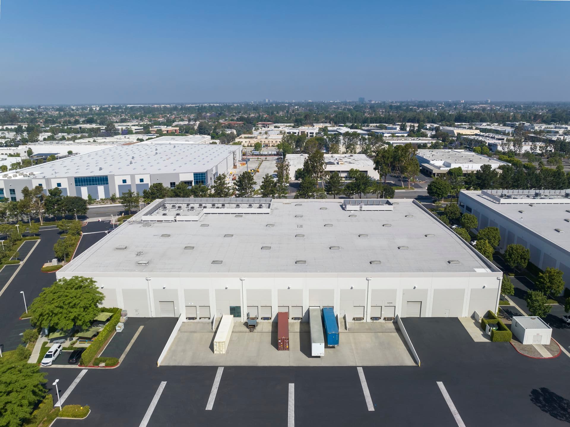 Exterior photography of the 14410 Myford Road mid-tech building in Irivne, California