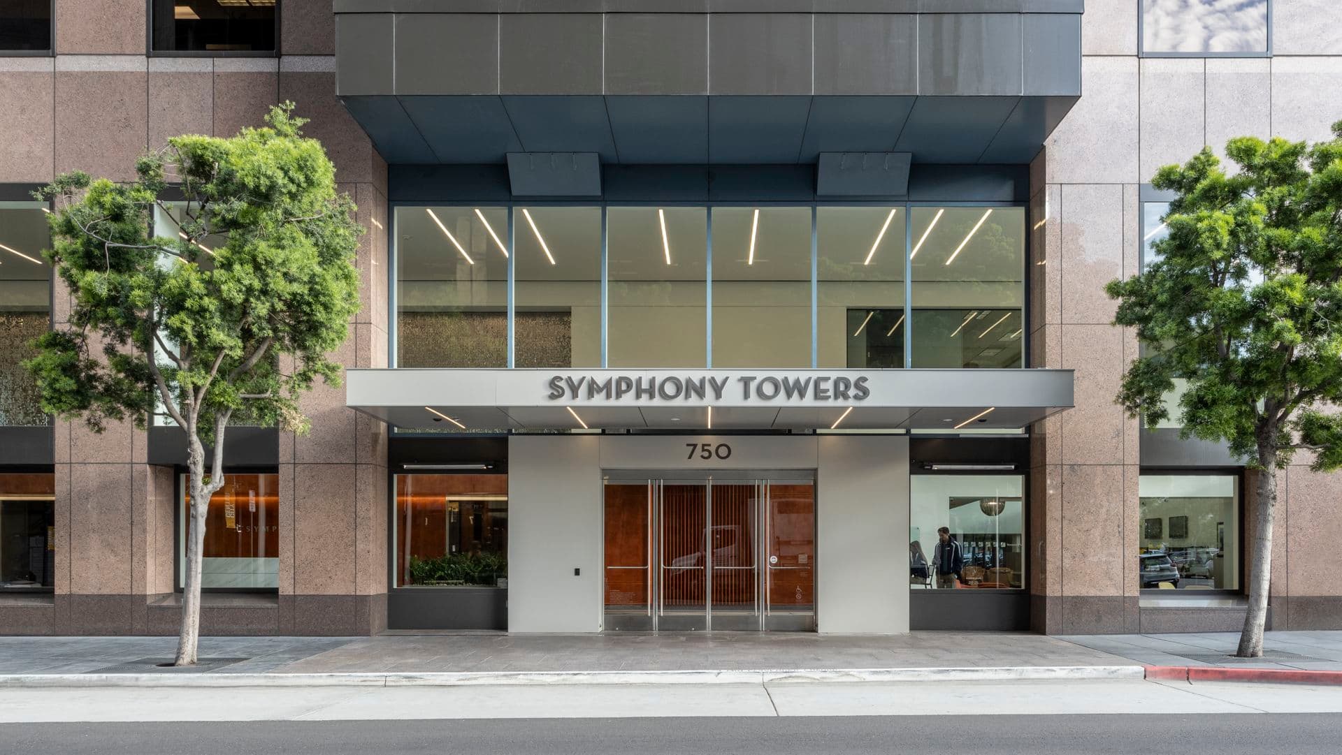 Exterior Building - Symphony Towers - 750 B Street  San Diego, CA 92101