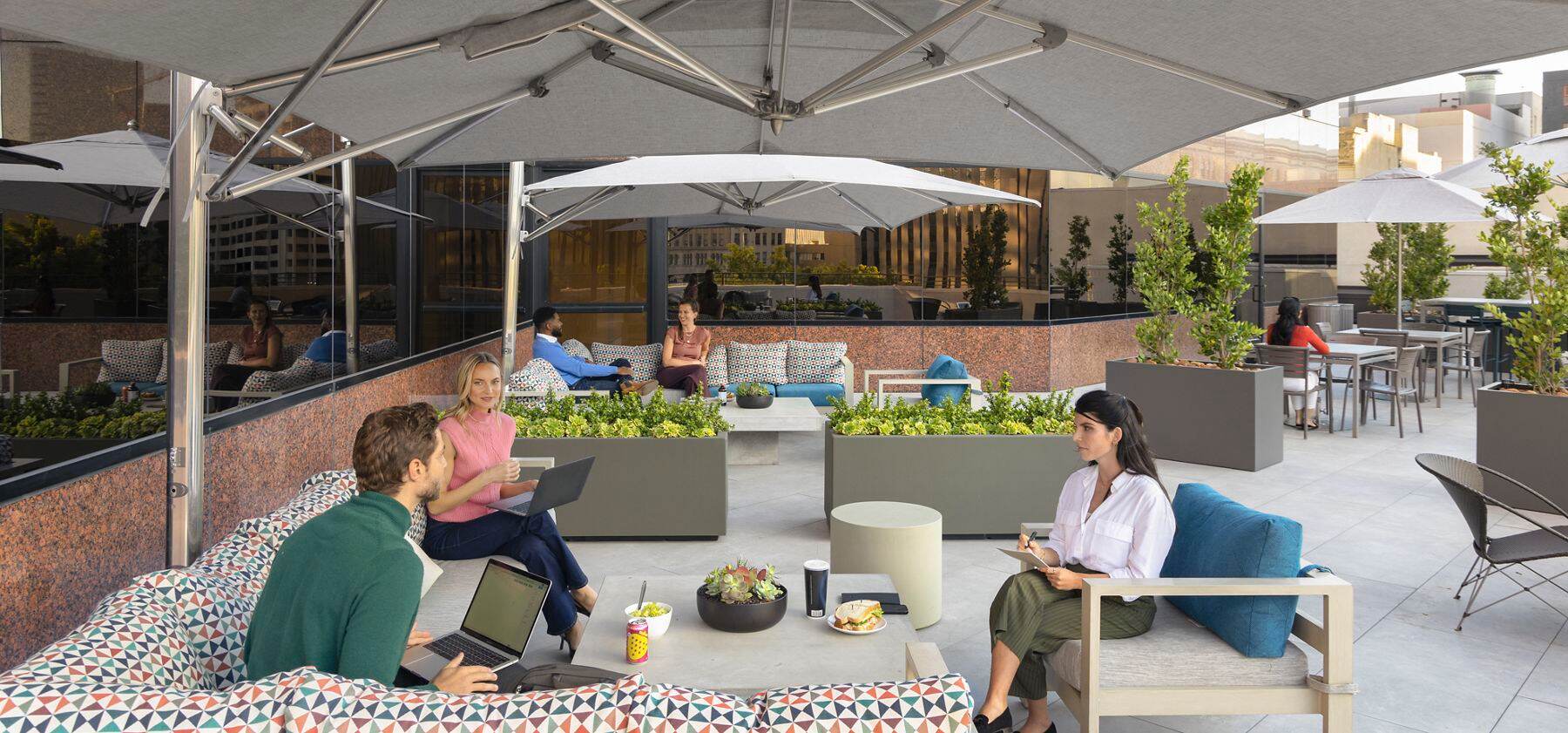 Exterior lifestyle photography of the outdoor workspace at Wells Fargo Plaza in San Diego, CA.