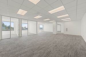 La Jolla Square - 4275 Executive Square, suite 410