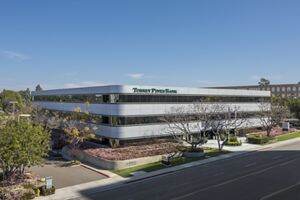 Exterior - Park Plaza - 4350 Executive Drive  San Diego, CA 92121