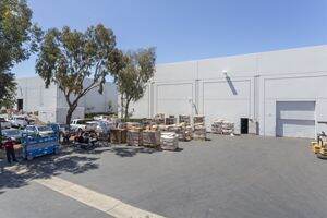 Discovery/Waterworks Office Space in Irvine, CA